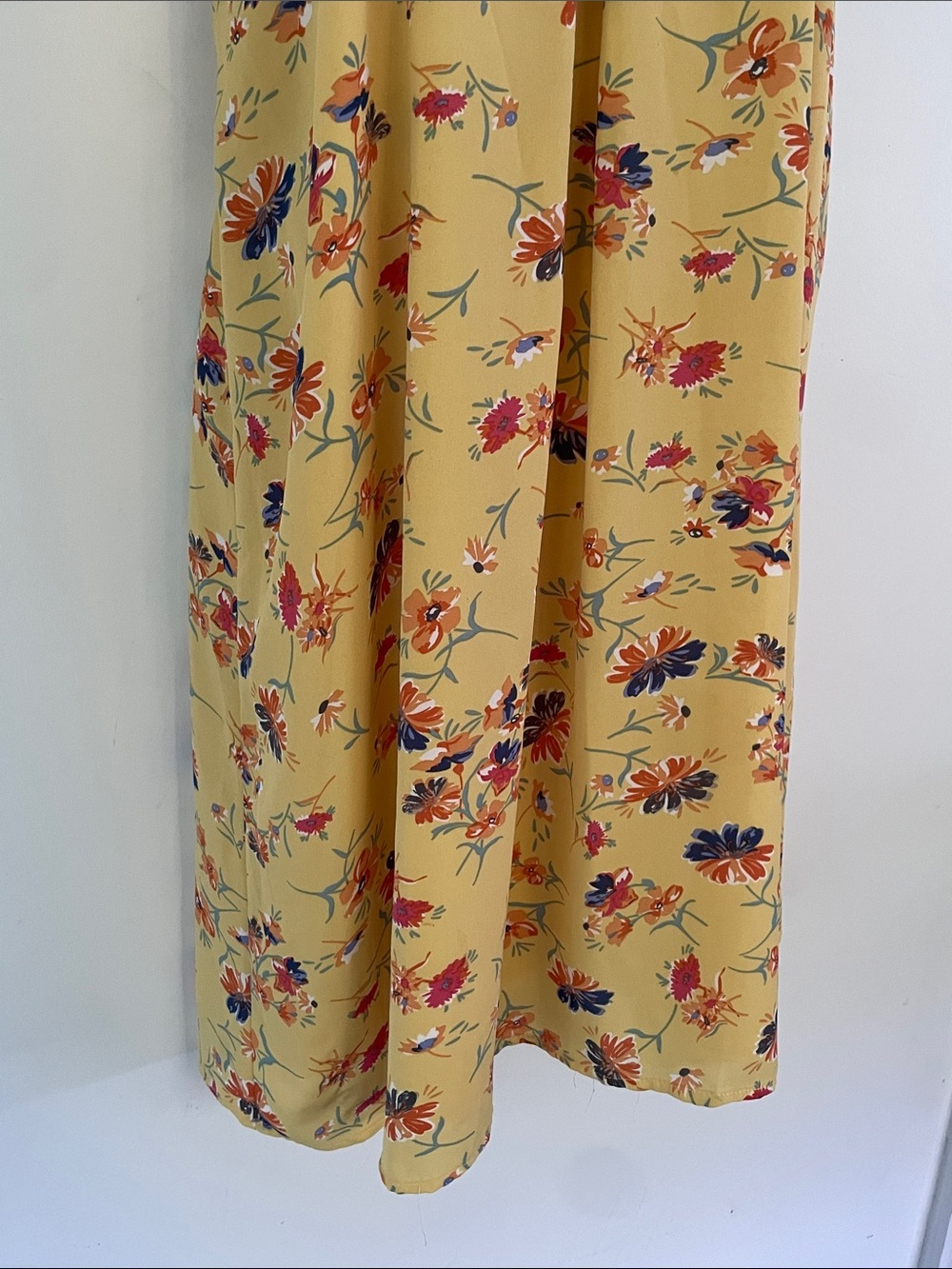 Lucy & Laurel sleeveless vibrant yellow Floral Print Sundress - Picture 6 of 11